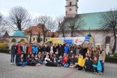 Spotkanie wolontariuszy ŚDM z grupą młodych ludzi realizującą projekt „Busem do Marzeń”