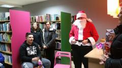 Święty Mikołaj w bibliotece na os. Kościuszki