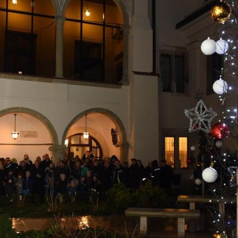 Wspólne kolędowanie z Księdzem Kardynałem