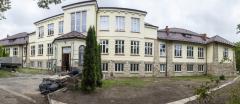 Odnowiony budynek Szkoły Podstawowej nr 1 w Wieliczce